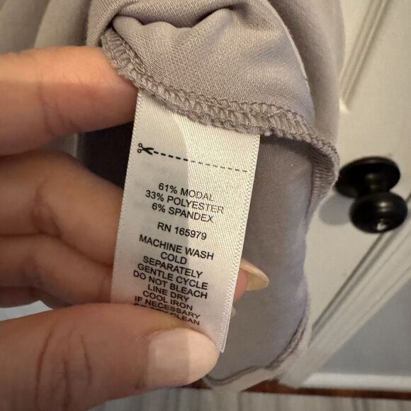 Cable & Gauge Studio Women's Blouse Top Viscose Short Sleeve Size L Gray - Picture 4 of 4
